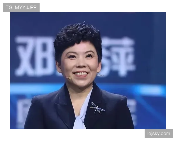 如果把邓亚萍拉去拍生活纪录片，球拍一放下，银行卡流水比金牌还抢镜